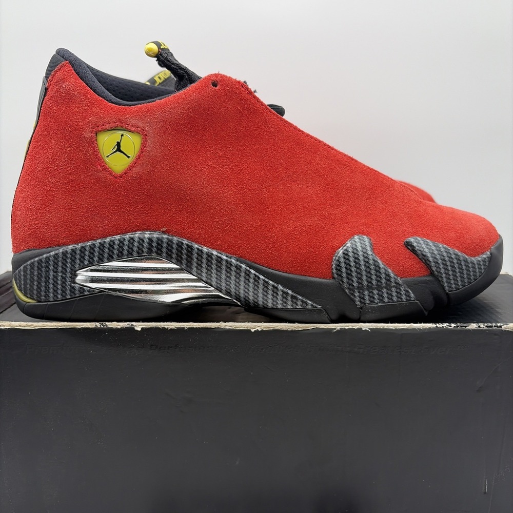 Size 9 - Air Jordan 14 Retro Ferrari (654459-670)